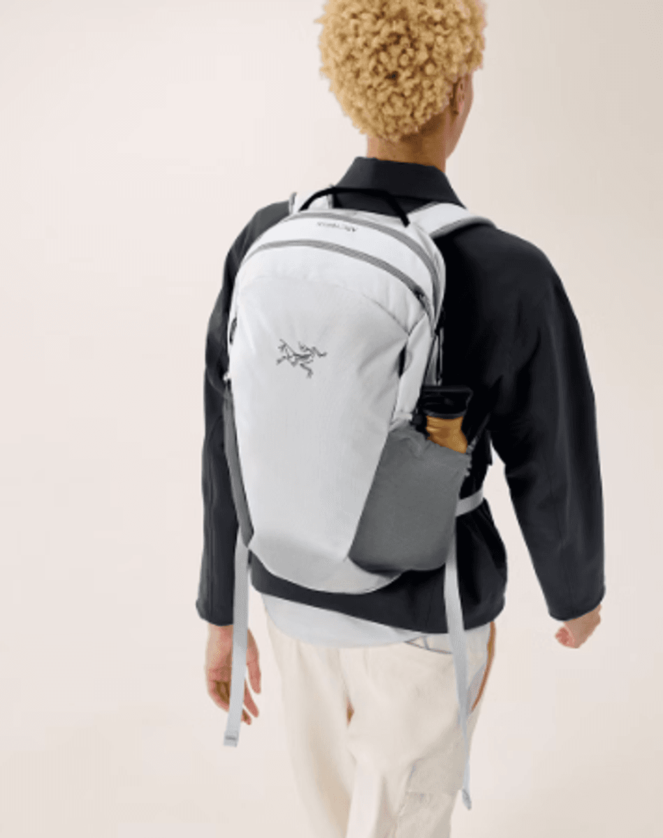 Arc'teryx MANTIS 16 Solitude / Void
