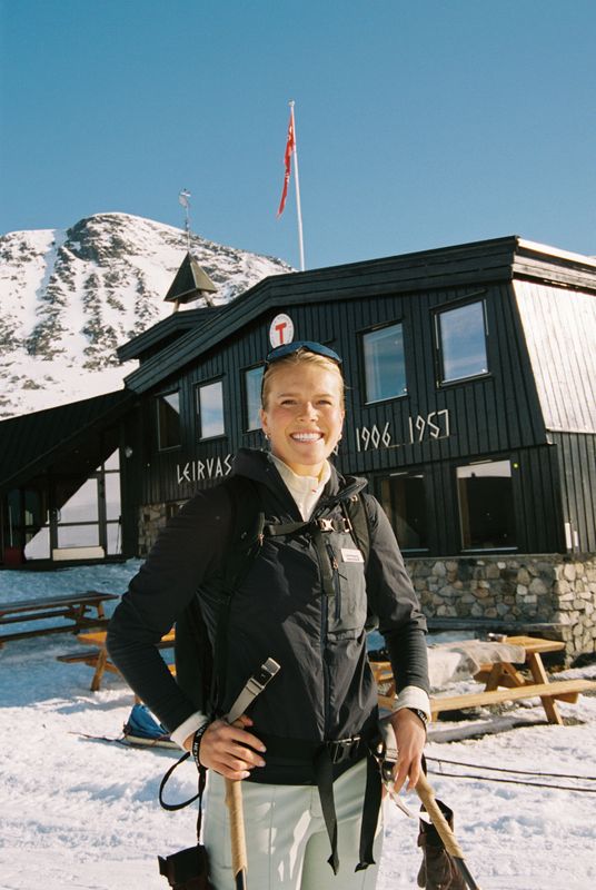 MOUNTAIN AIRY INSULATOR W´s 590 Faded Navy